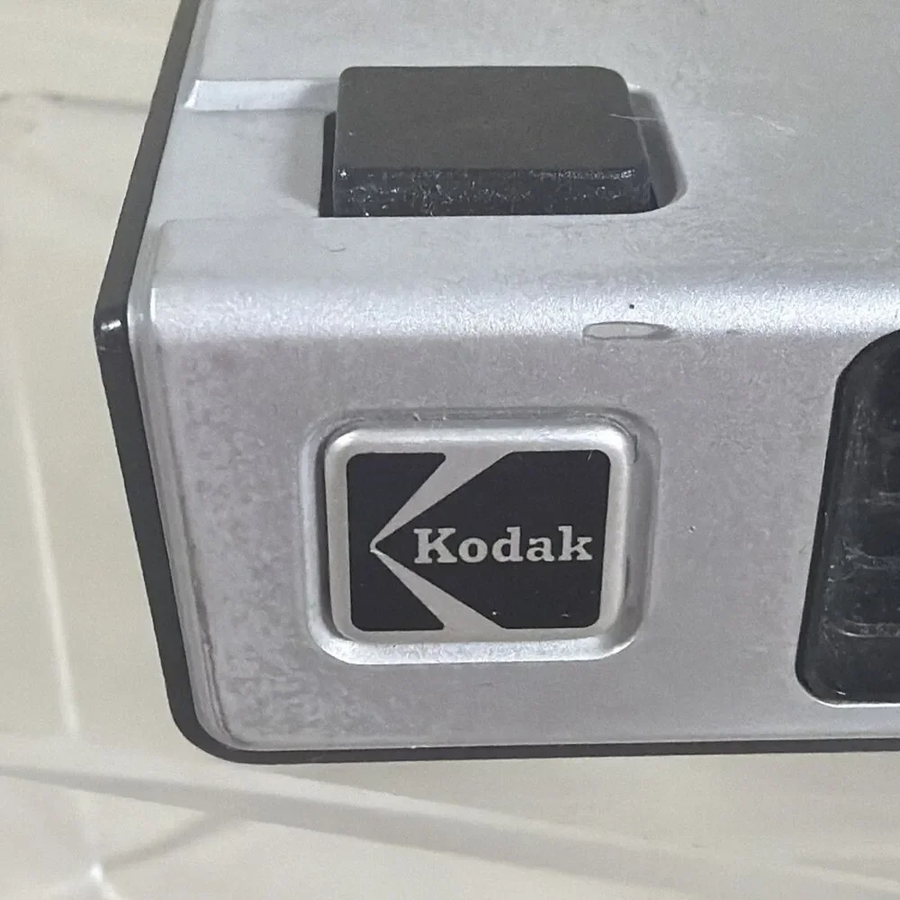 Vintage Kodak Pocket Instamatic 10 Camera 110 Film Magicube Untested